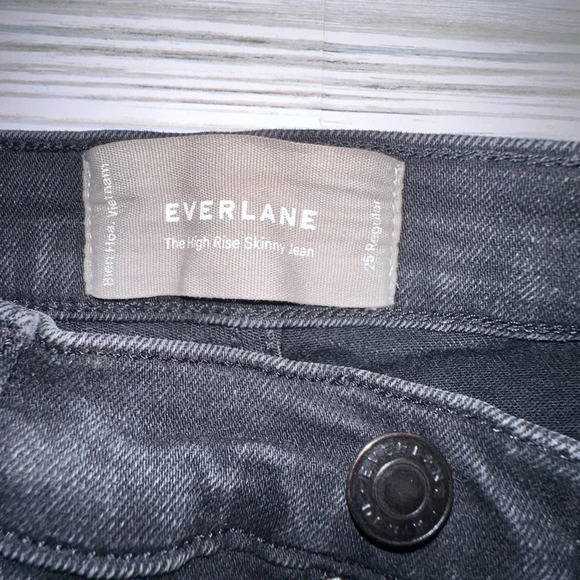 Everlane the high rise skinny black washed denim jeans - Picture 2 of 5